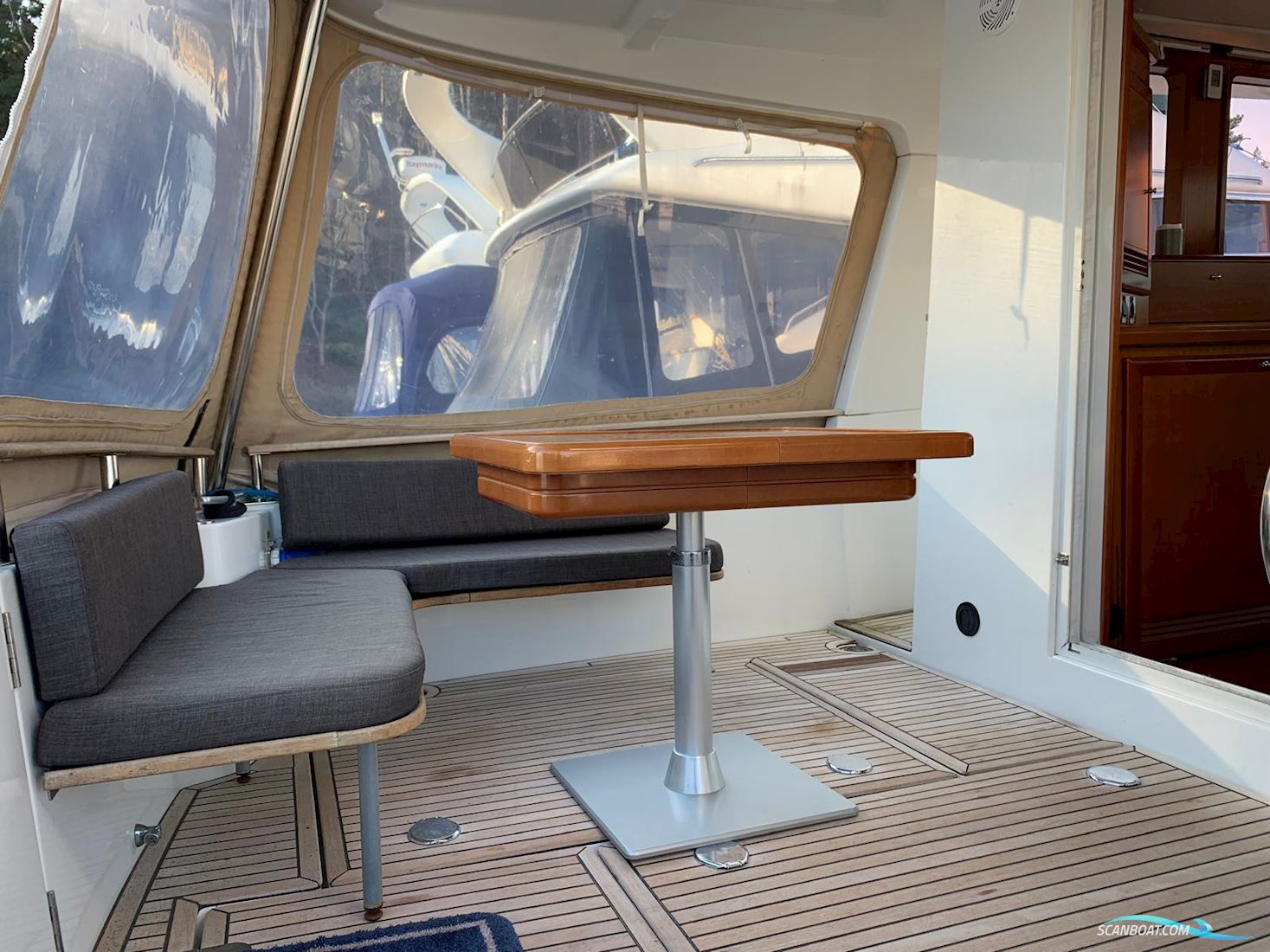Beneteau Swift Trawler 42