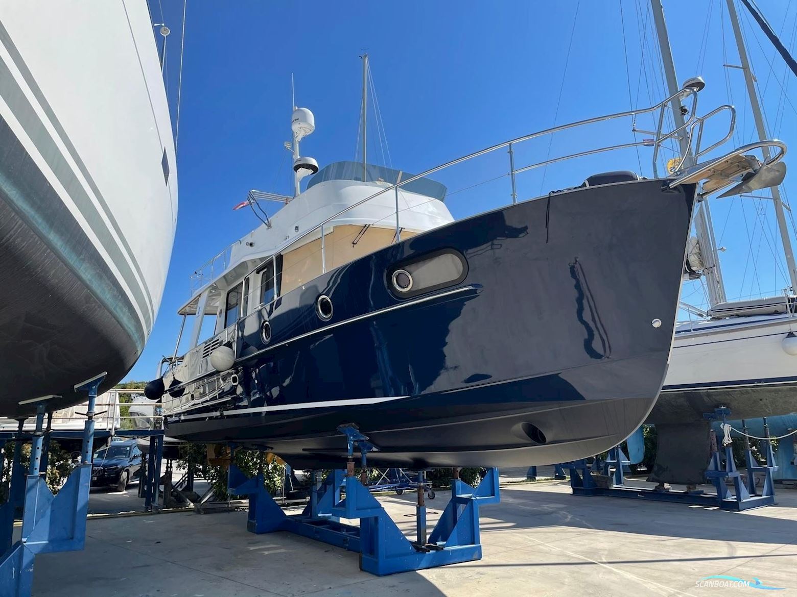 Beneteau Swift Trawler 44