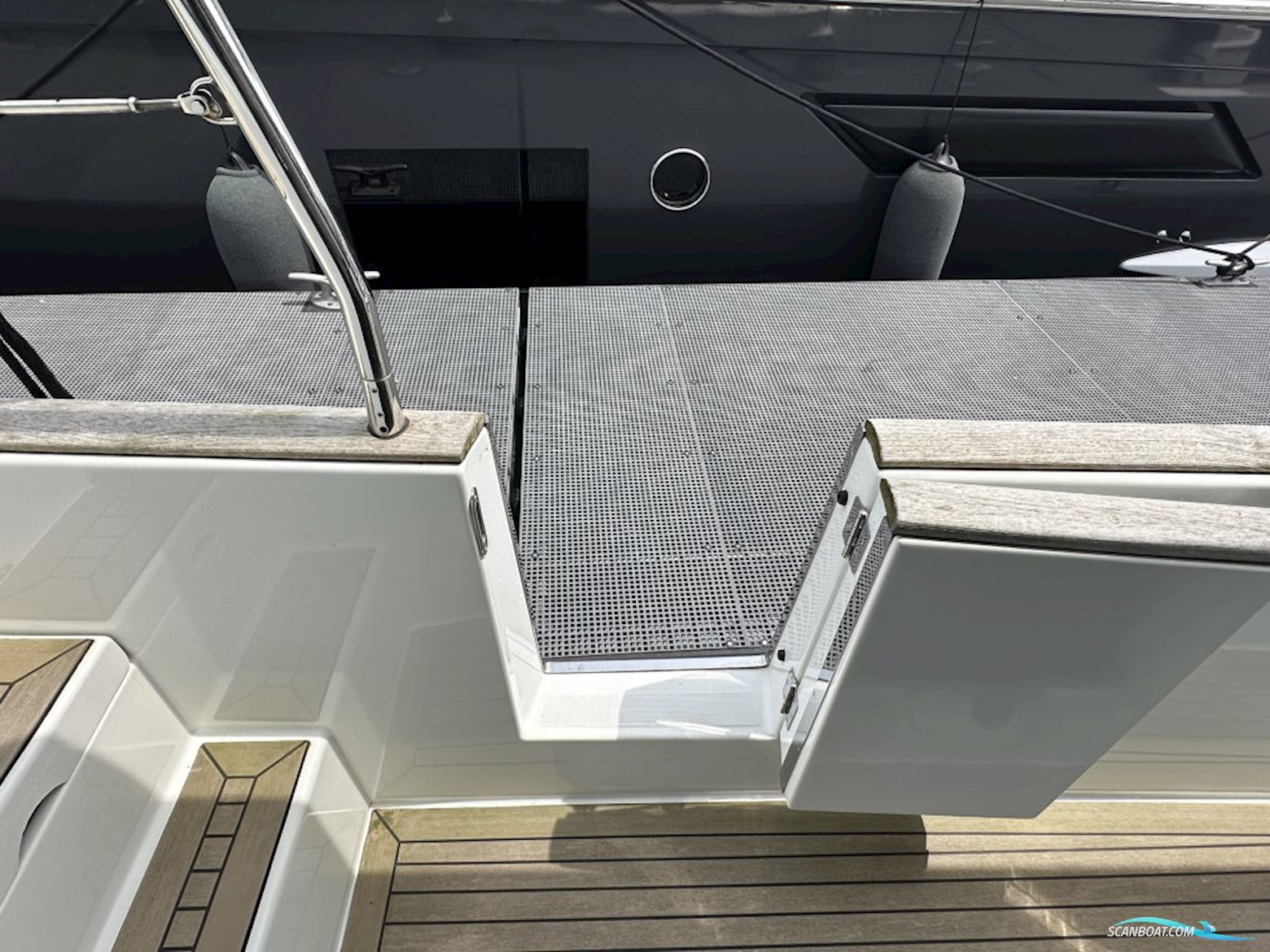 Beneteau Swift Trawler 44