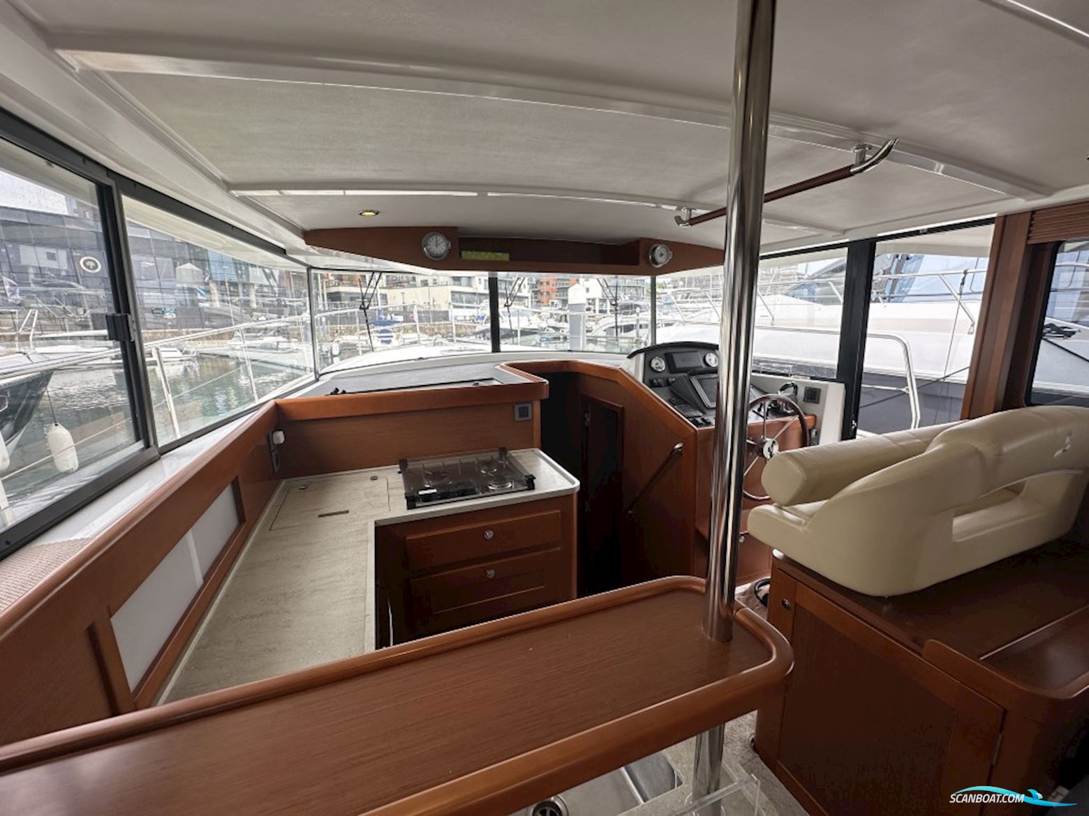 Beneteau Swift Trawler 44