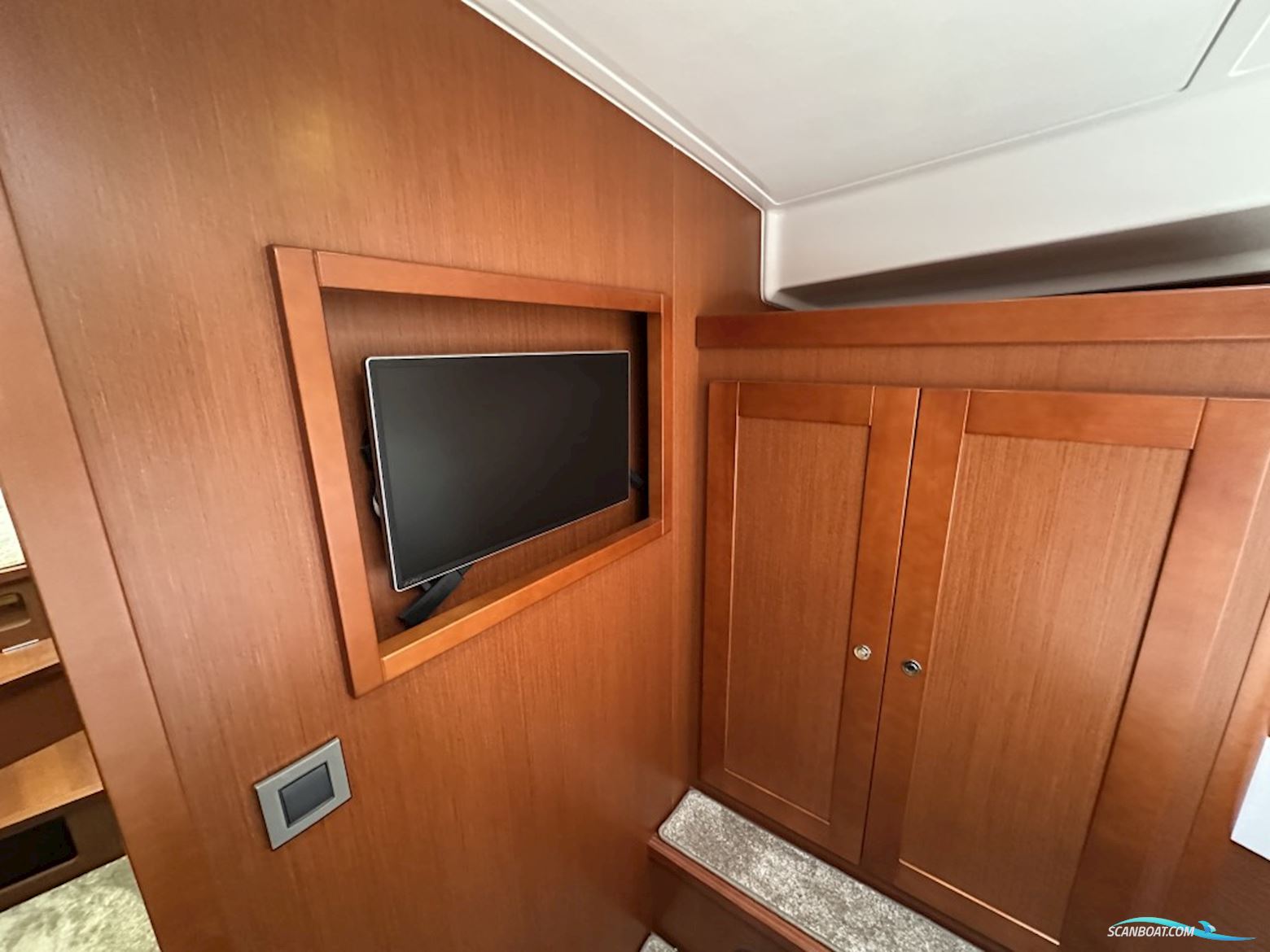 Beneteau Swift Trawler 44