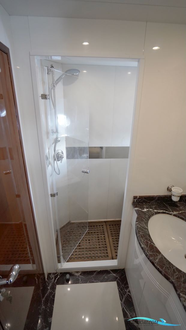 Benetti 79 Sail Division