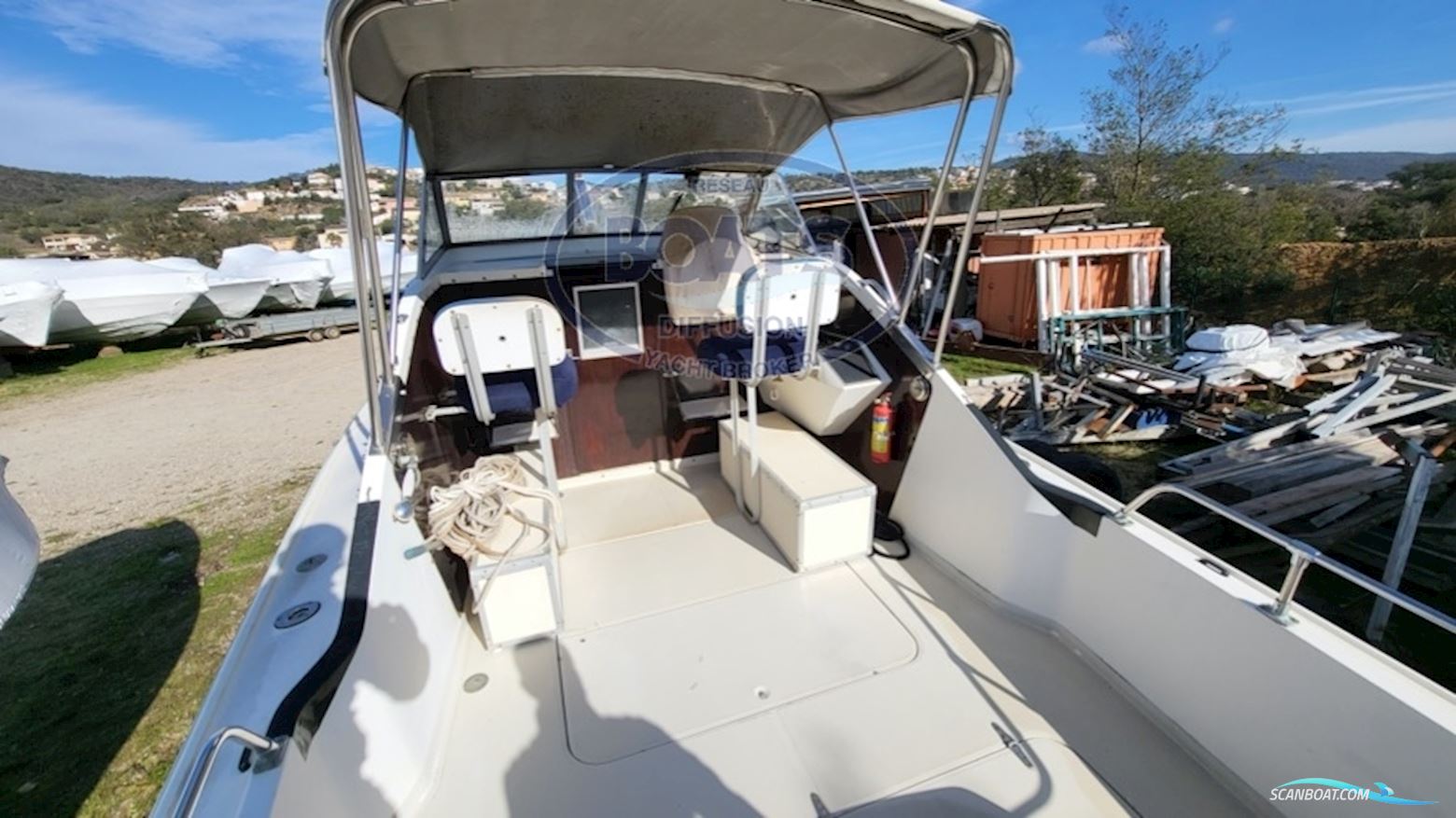 Bertram  BAHIA MAR 25