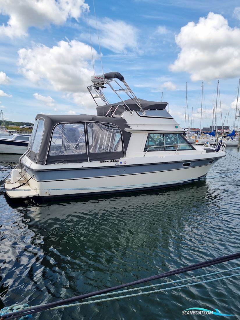 Bertram 30 Fly