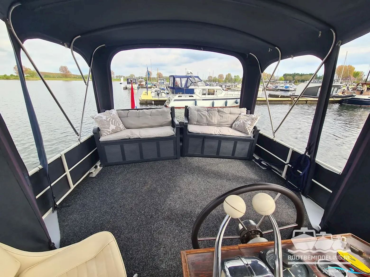 Blauwe Hand Kruiser 14.00 AK