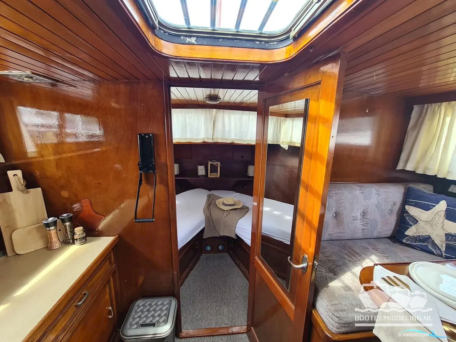 Blauwe Hand Kruiser 14.00 AK