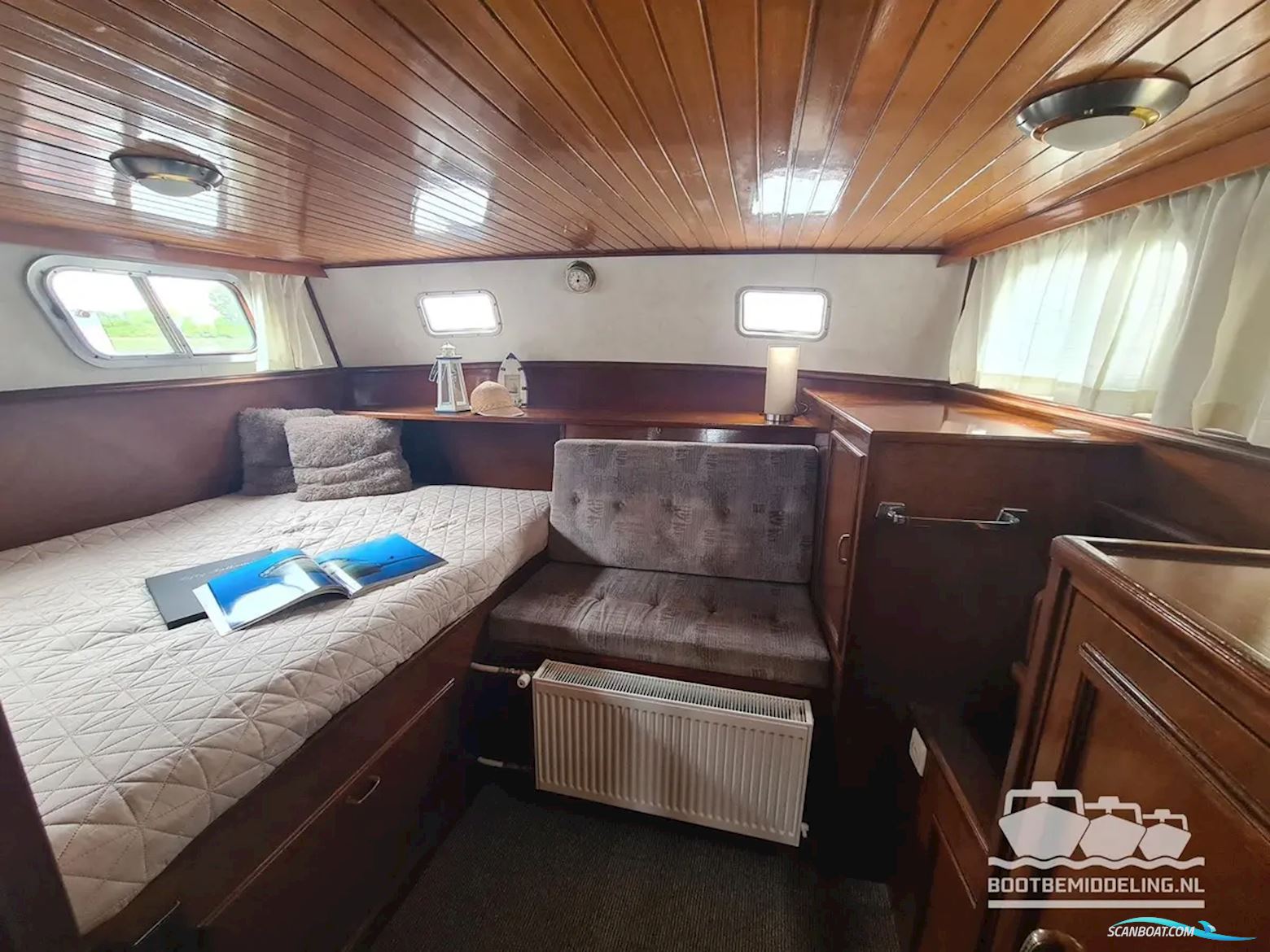 Blauwe Hand Kruiser 14.00 AK