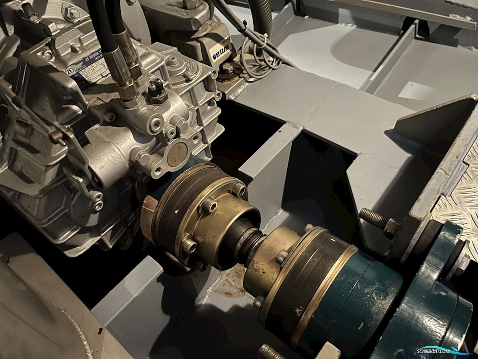 Blauwe Hand Trawler 1400