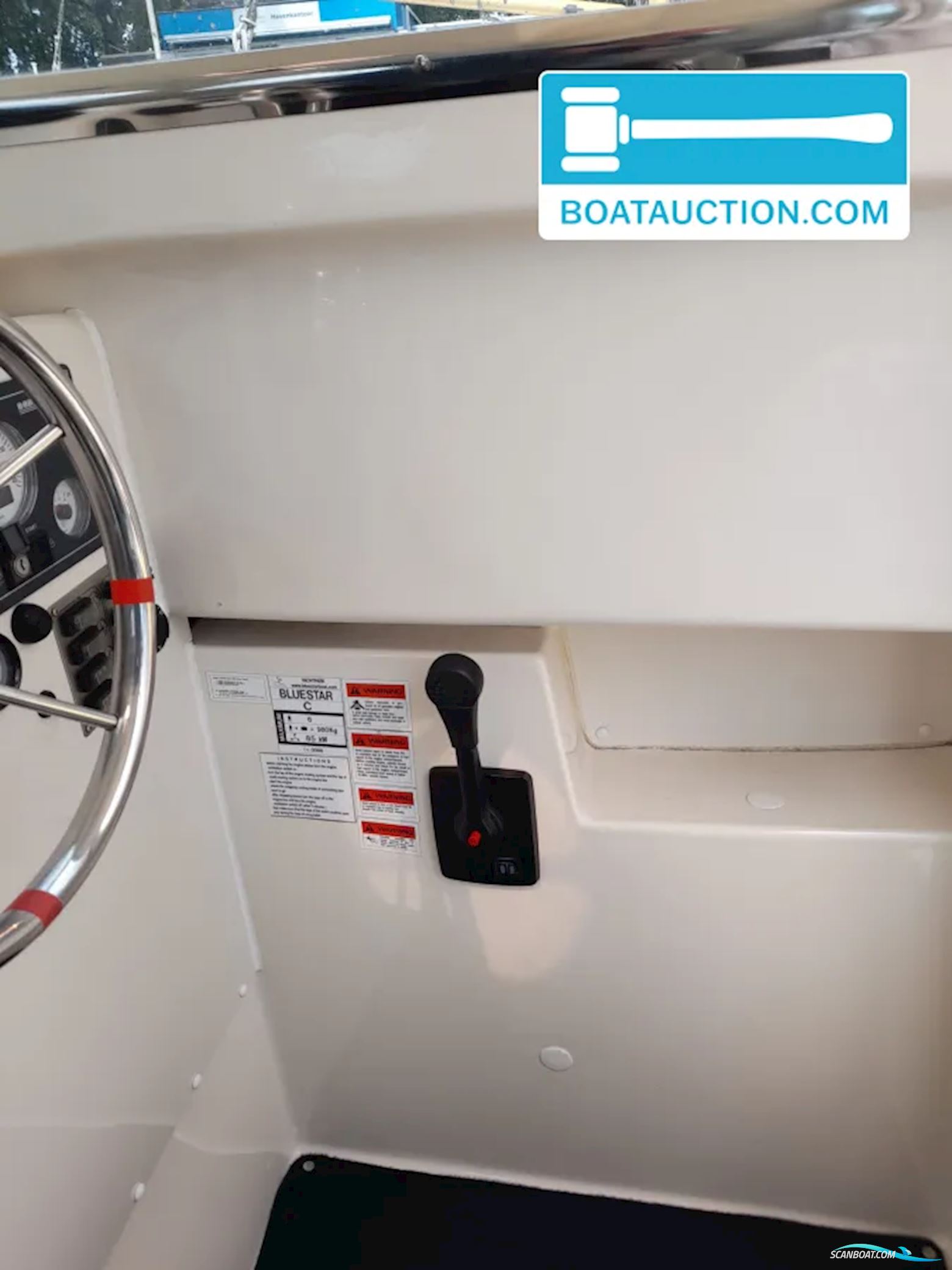 Bluestar Retro Cabin 22