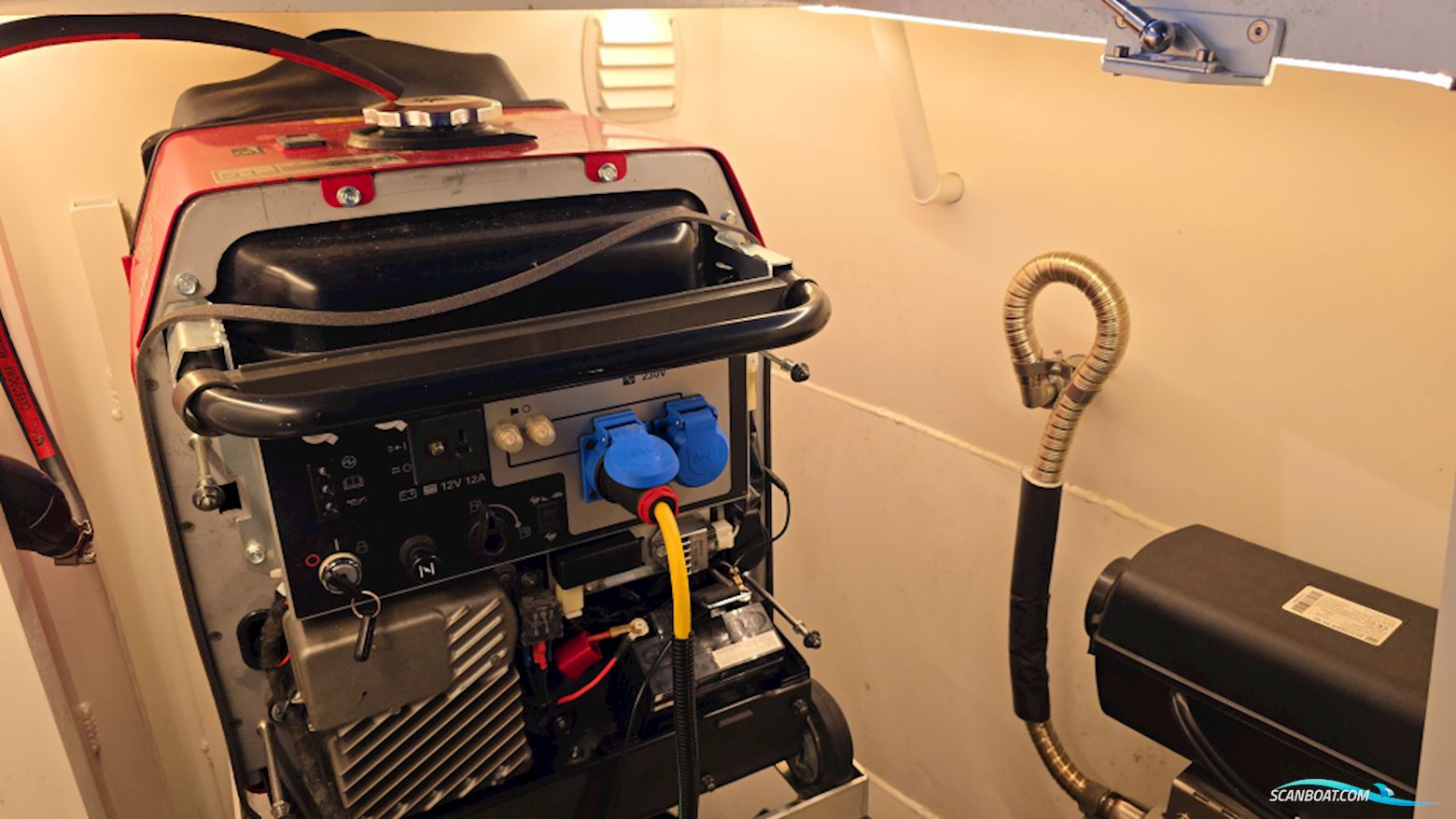 BOB Sloepen Explorer 1100