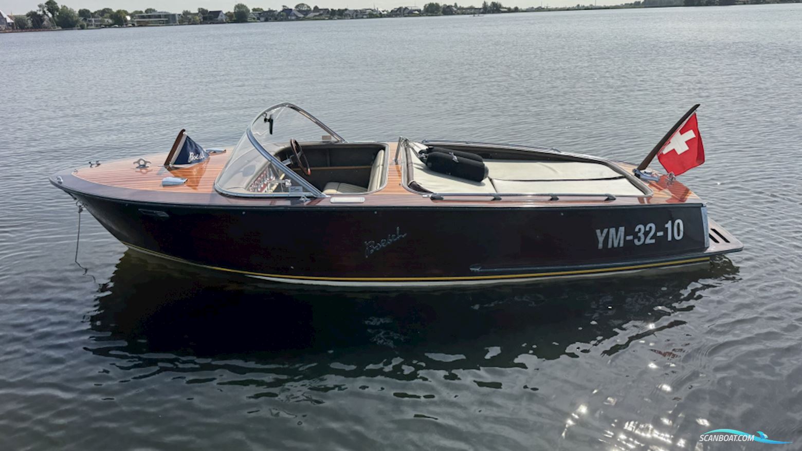 Boesch 510 Sport de Luxe Motorbåd 1973, med Crusader motor, Holland
