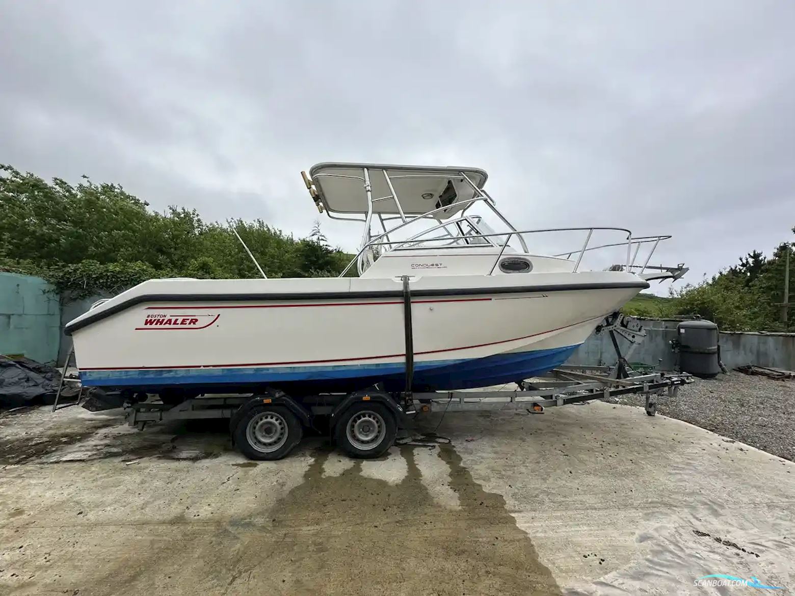 Boston Whaler 23 Conquest