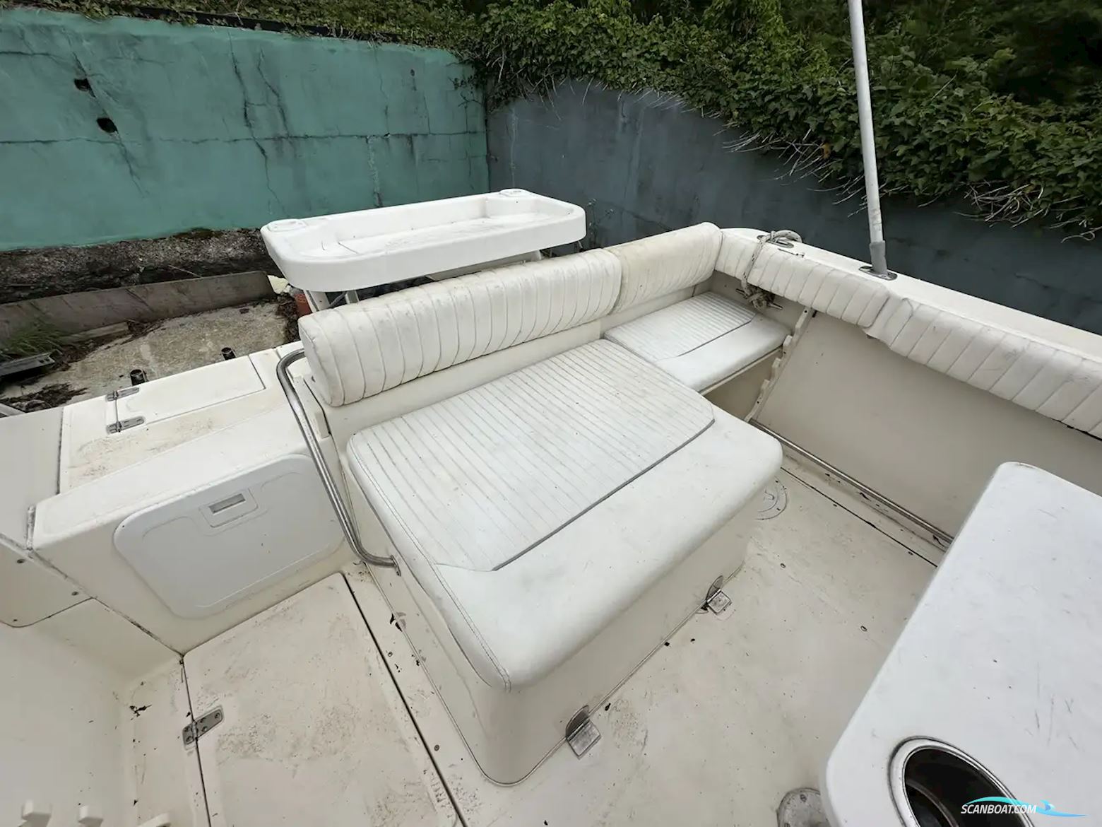Boston Whaler 23 Conquest