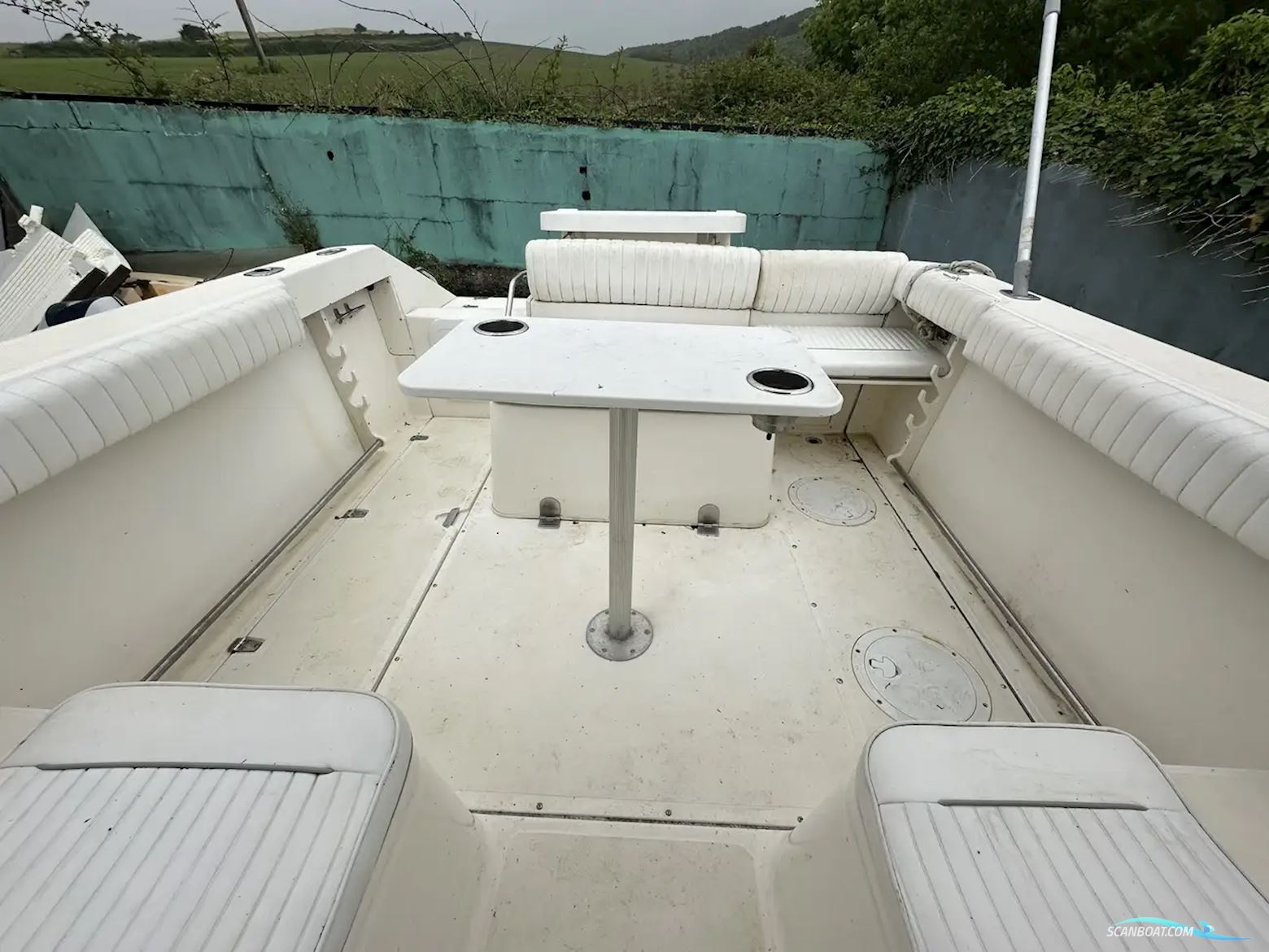 Boston Whaler 23 Conquest