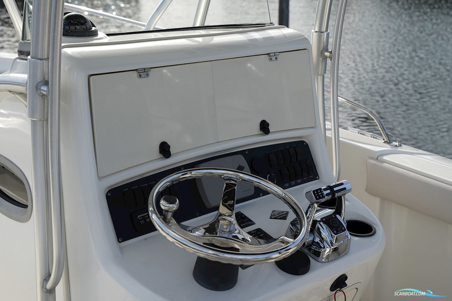 Boston Whaler 270 Outrage