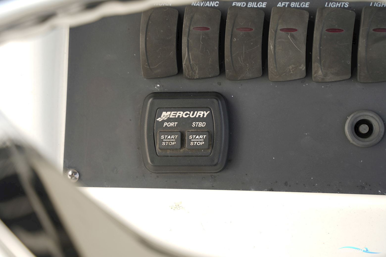 Boston Whaler 270 Outrage