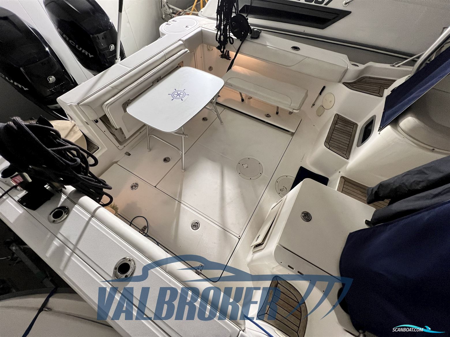 Boston Whaler 285 Conquest