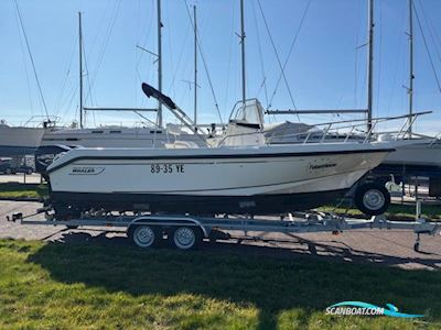 Boston Whaler Outrage 23 Motorbåd 1998, med Mercury motor, Holland