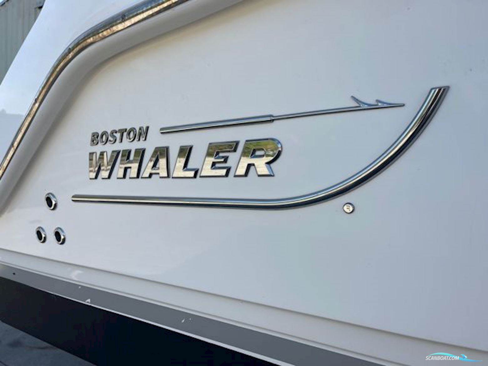 Boston Whaler Vantage 280
