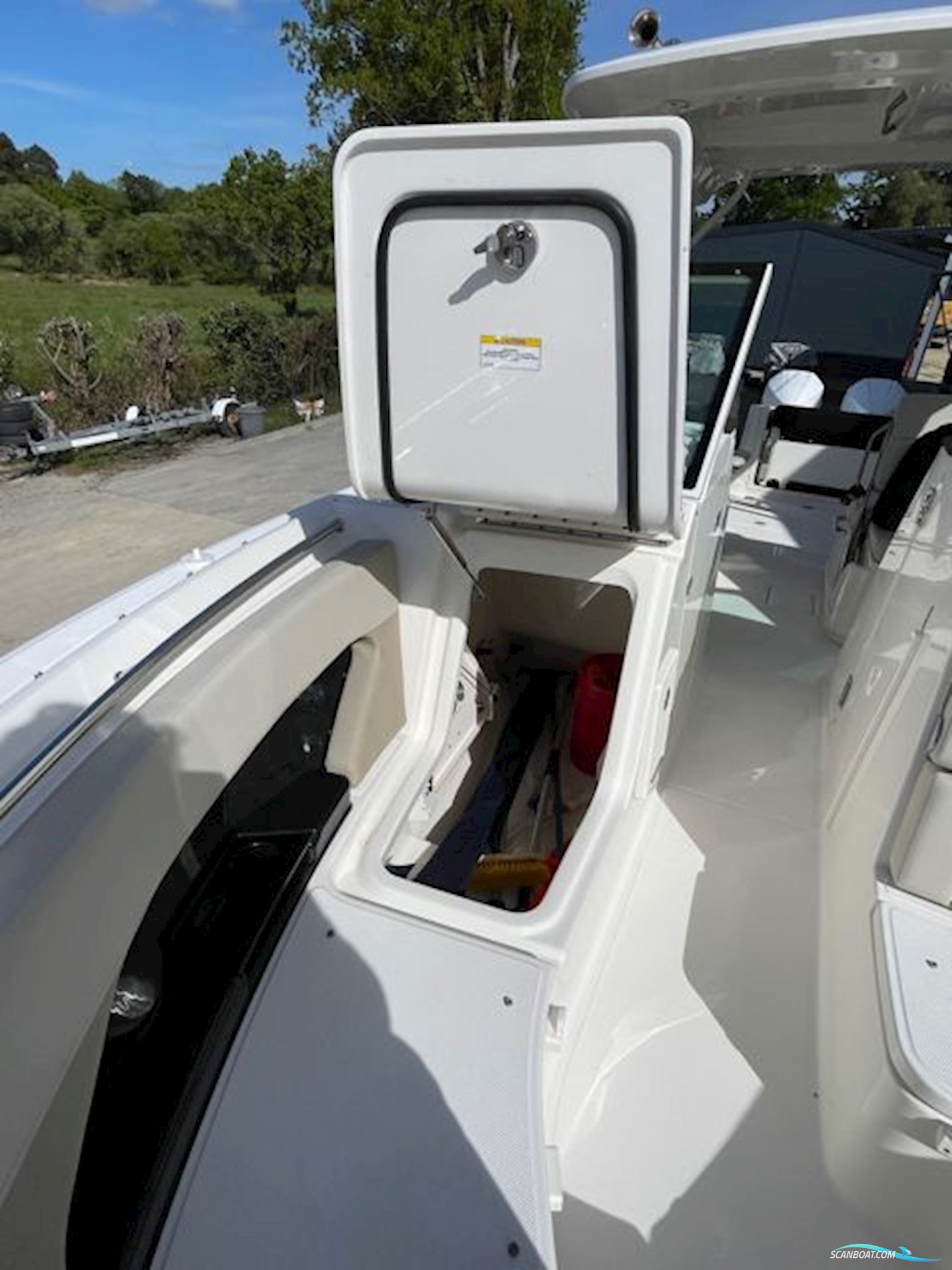 Boston Whaler Vantage 280