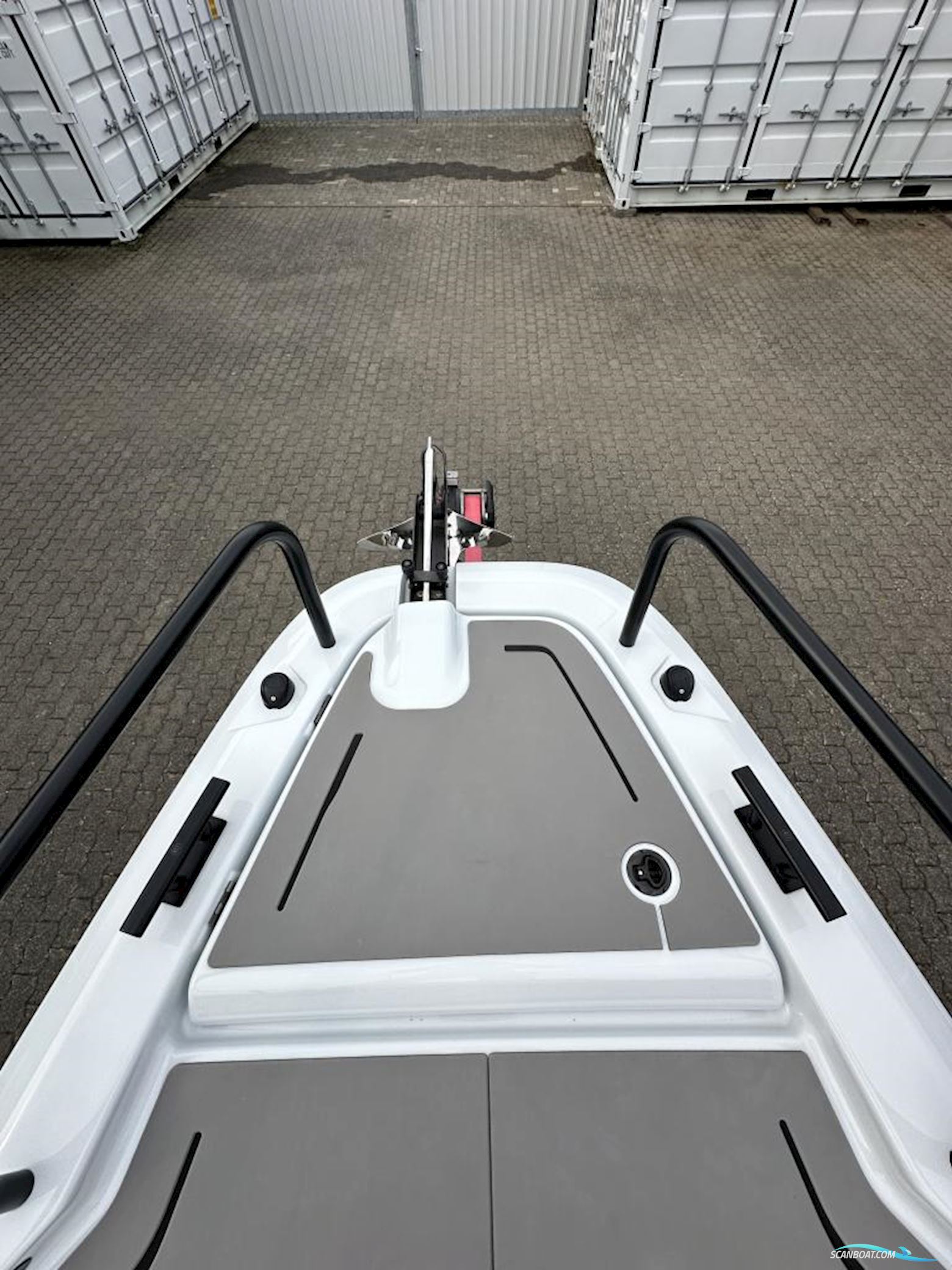 Brabus 300 Shadow - Multistorage