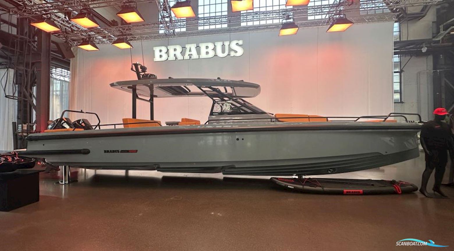Brabus Shadow 1000 Motorbåd 2024, med Mercury motor, Tyskland