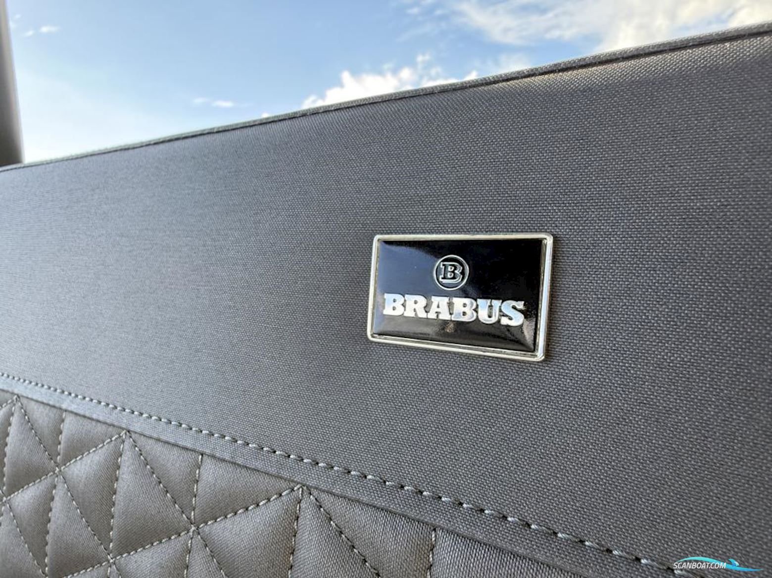 Brabus Shadow 1000 Sun-Top