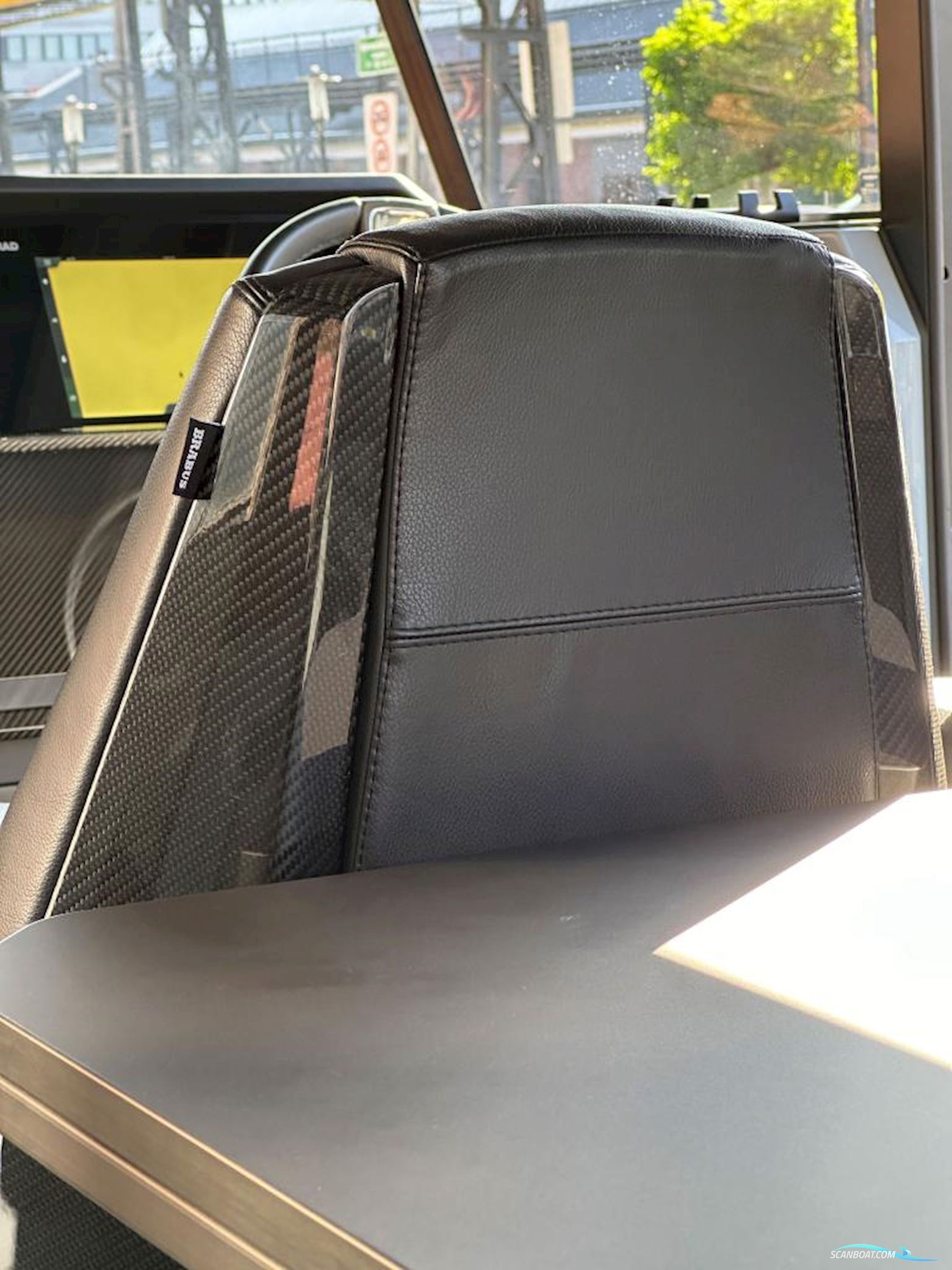 Brabus Shadow 900 Cross Cabin