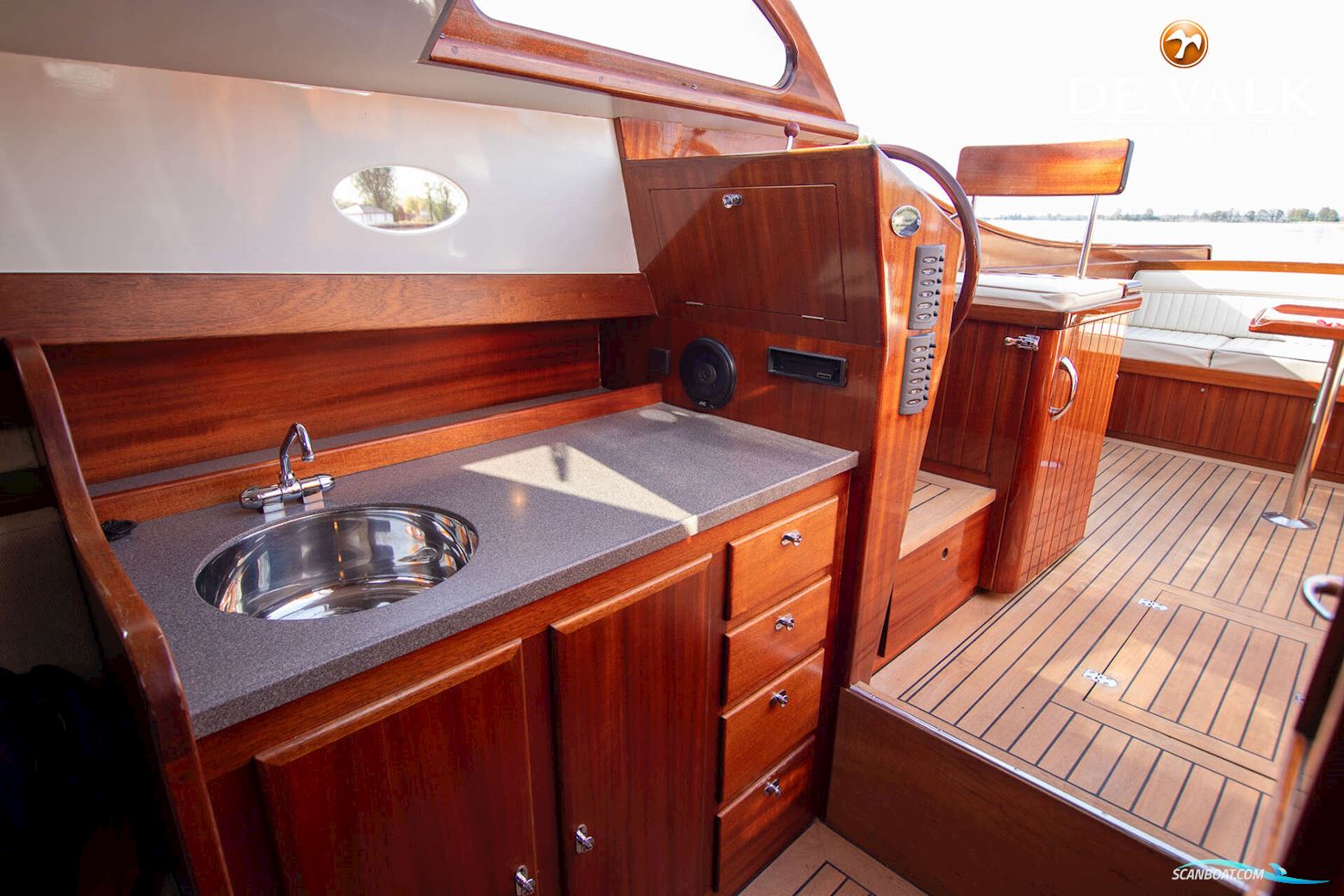 BRANDARIS Barkas 1100 Cabin