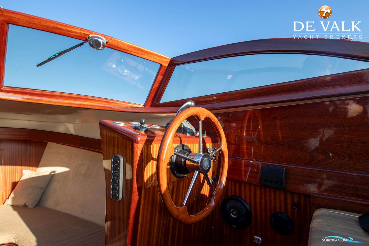 BRANDARIS Barkas 900 Suite