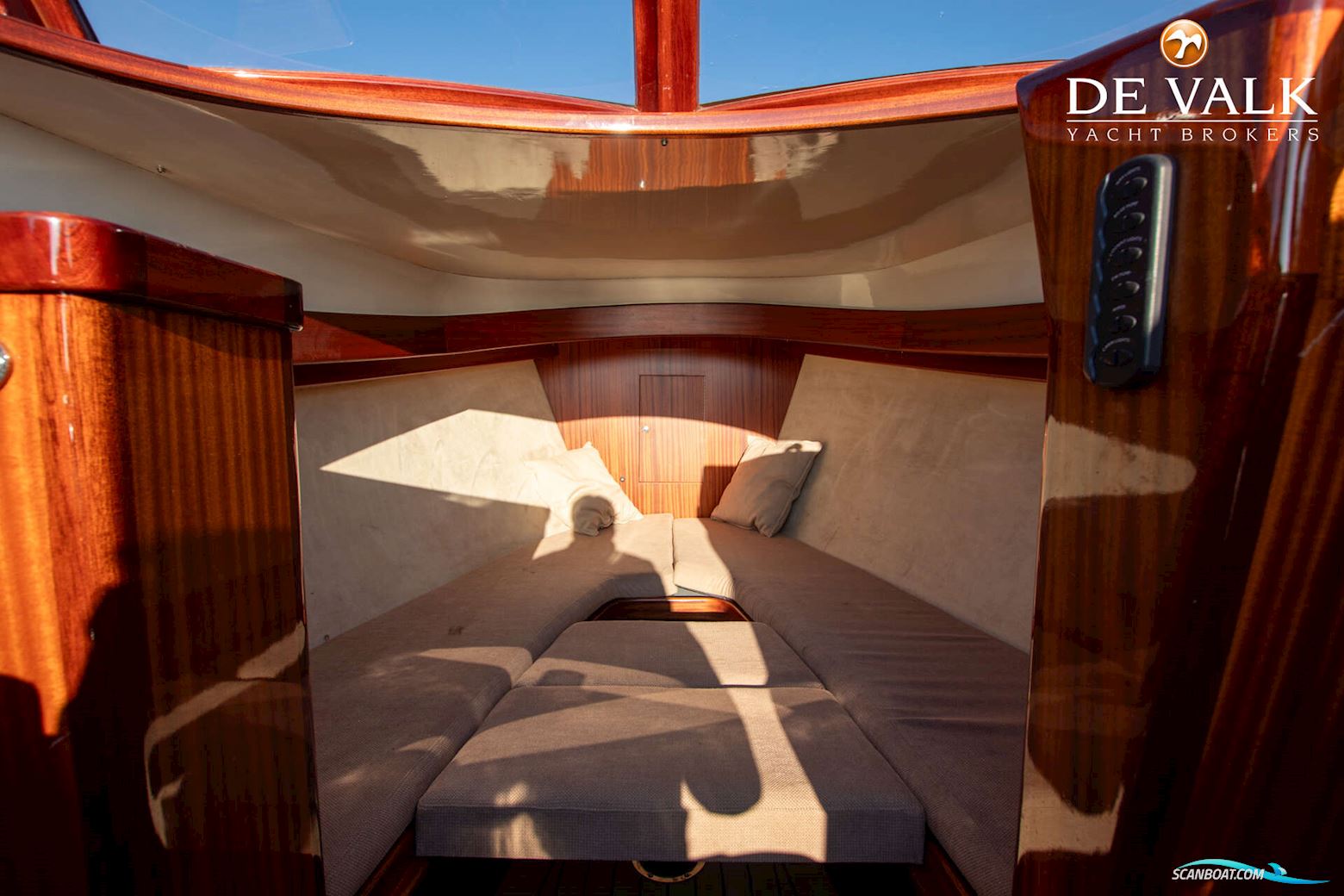 BRANDARIS Barkas 900 Suite