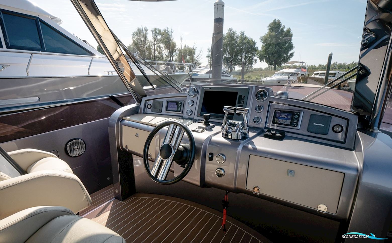 Brandaris Q52
