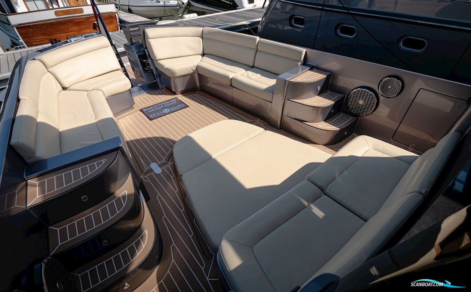 Brandaris Q52