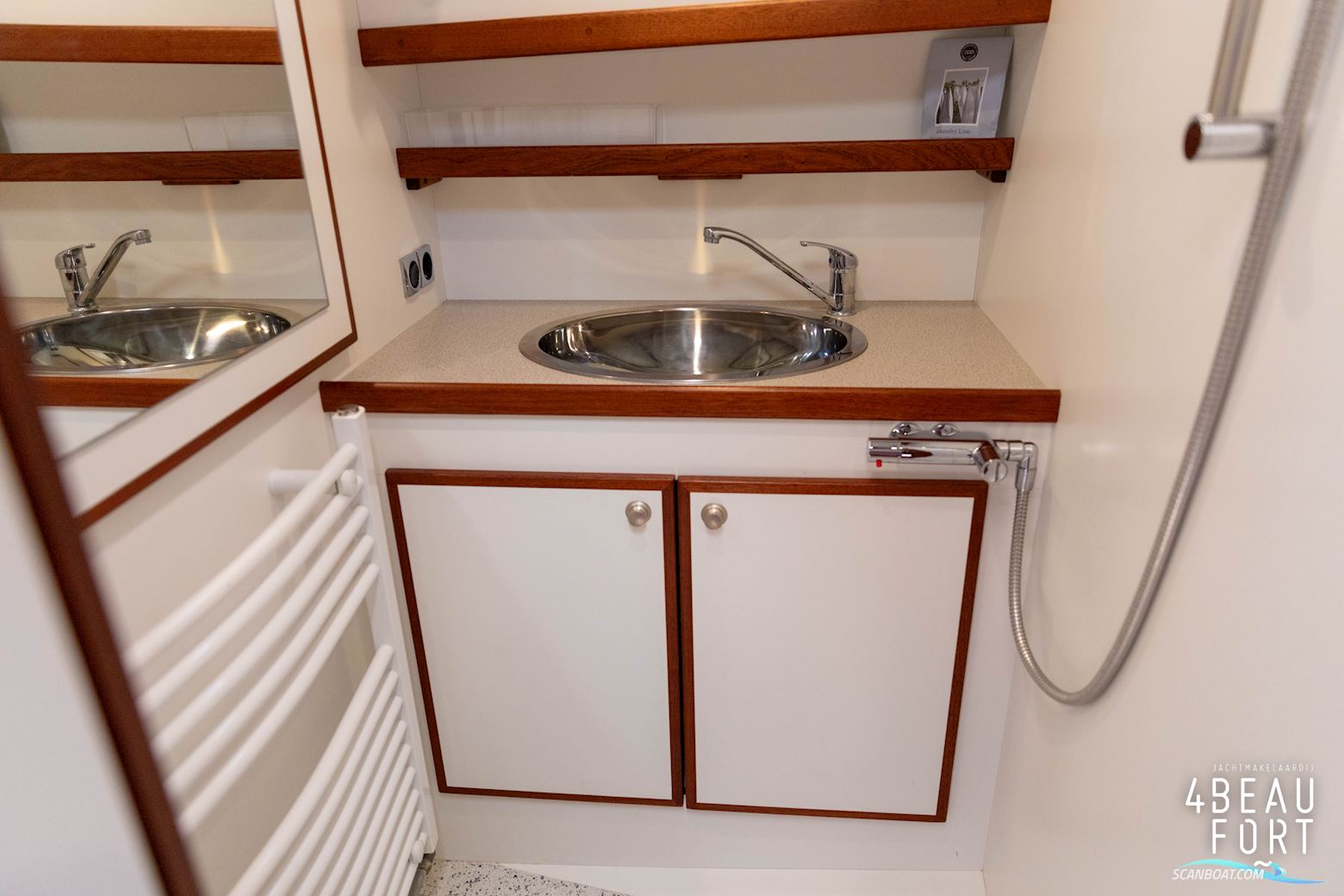 Brandsma Luna 37