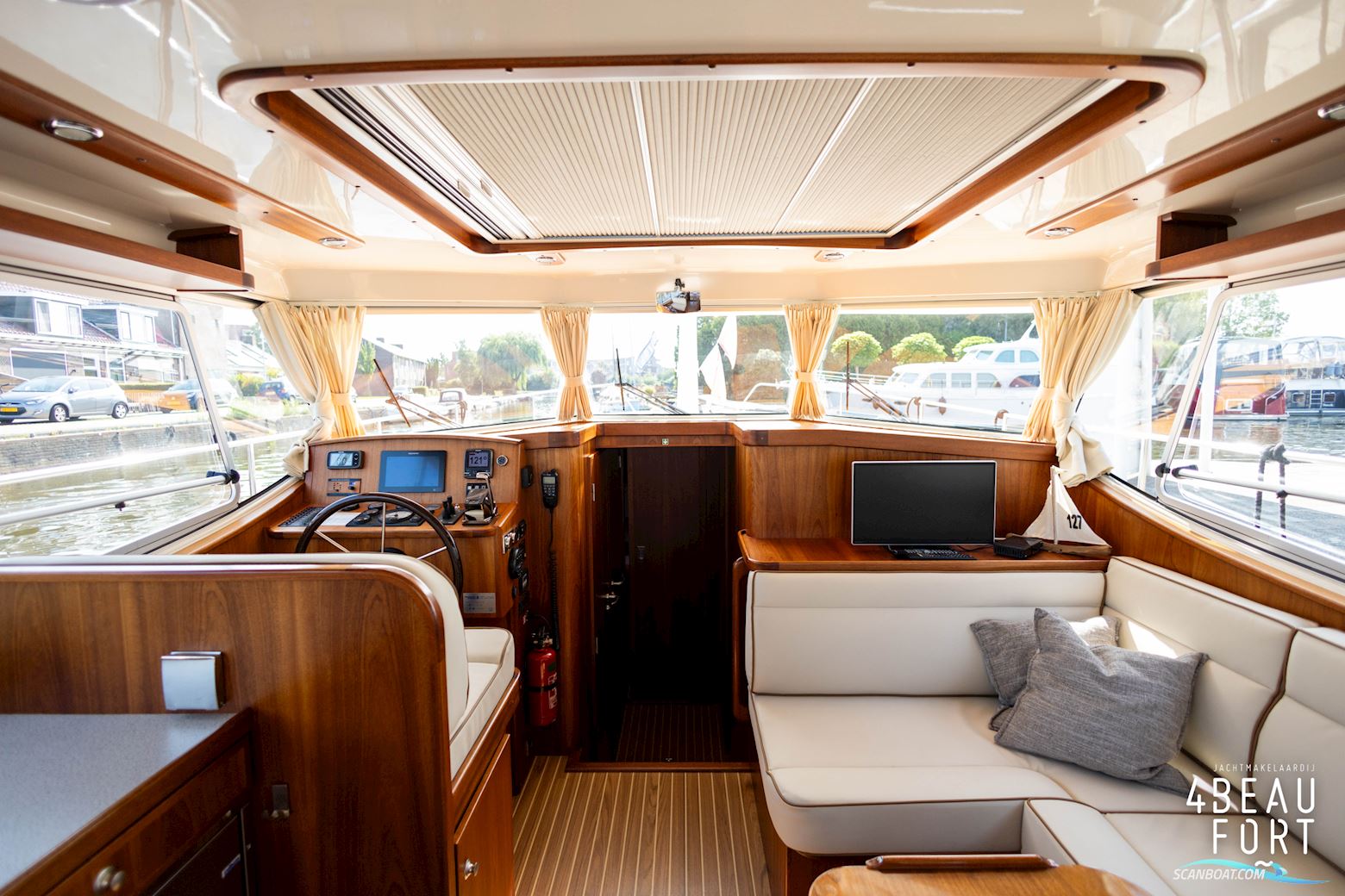 Brandsma Luna 37