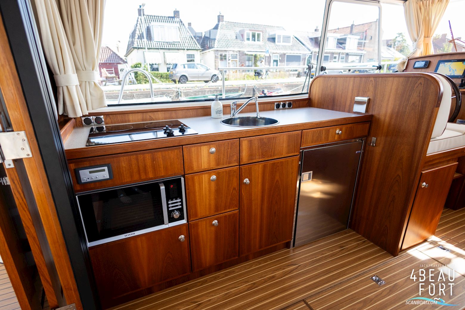Brandsma Luna 37