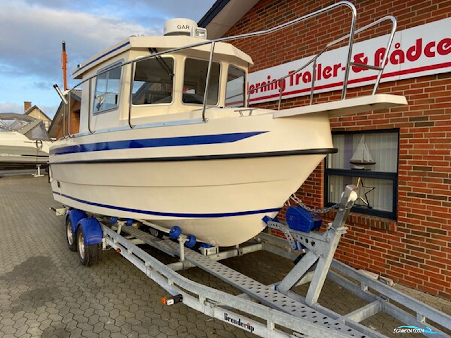 Bredgaard trolling pilotbåd m/Mercury F200 hk Verado og Brenderup trailer