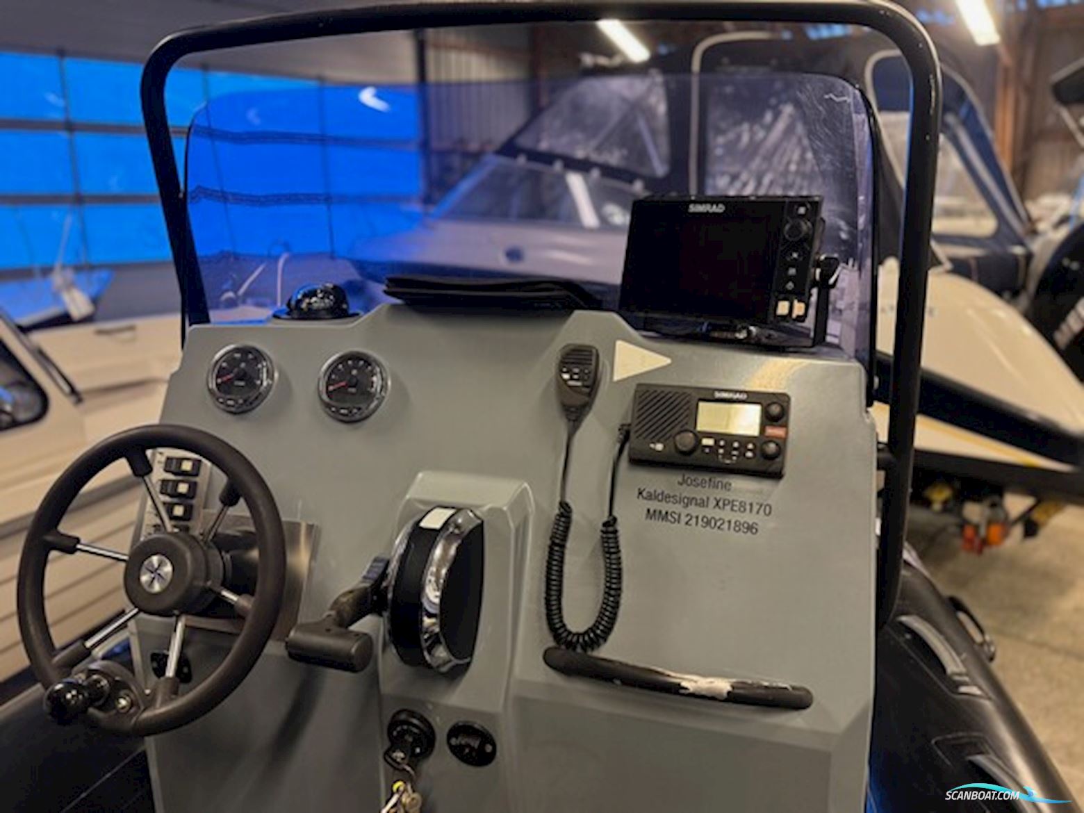 BRIG 610 Navigator Hypalon RIB med F150 Mercury-EFI SeaPro 3,0L.