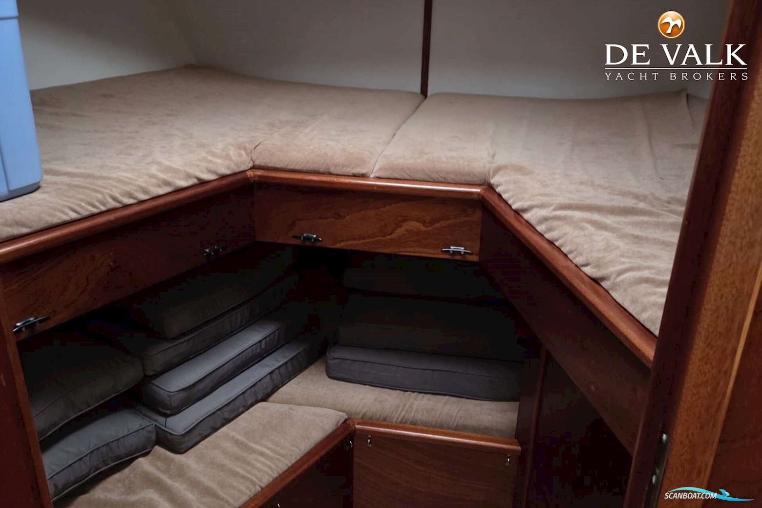 Bronsveen Spiegelkotter 1480