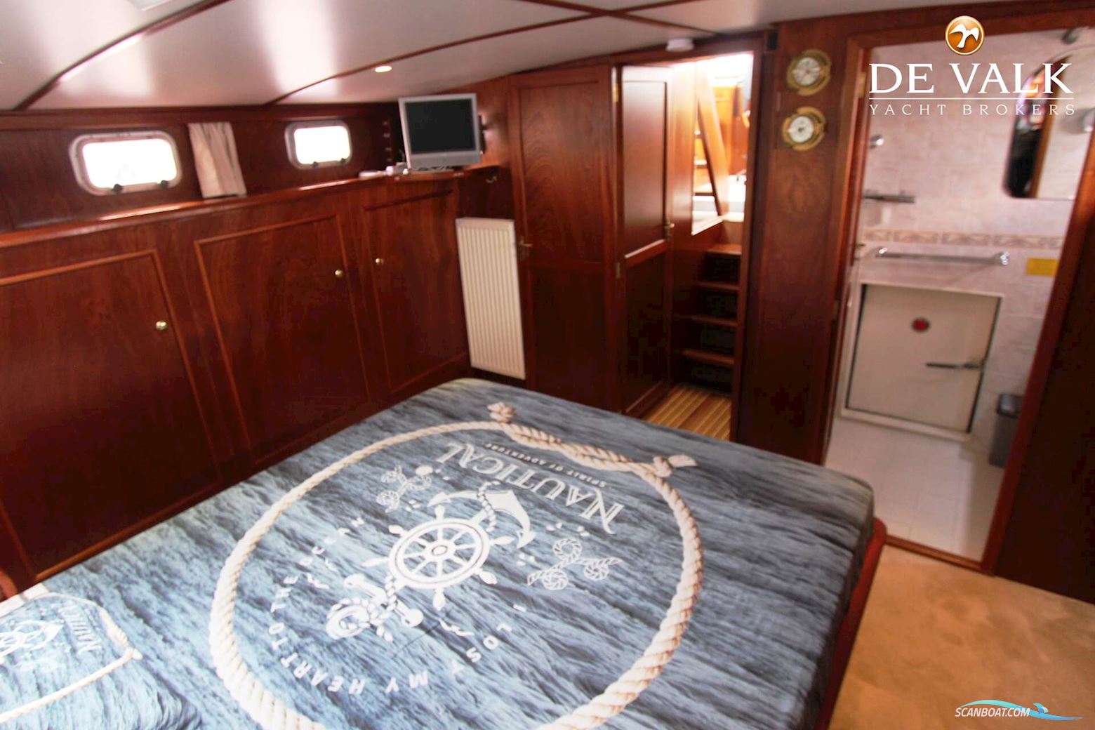 Bronsveen Spiegelkotter 1480