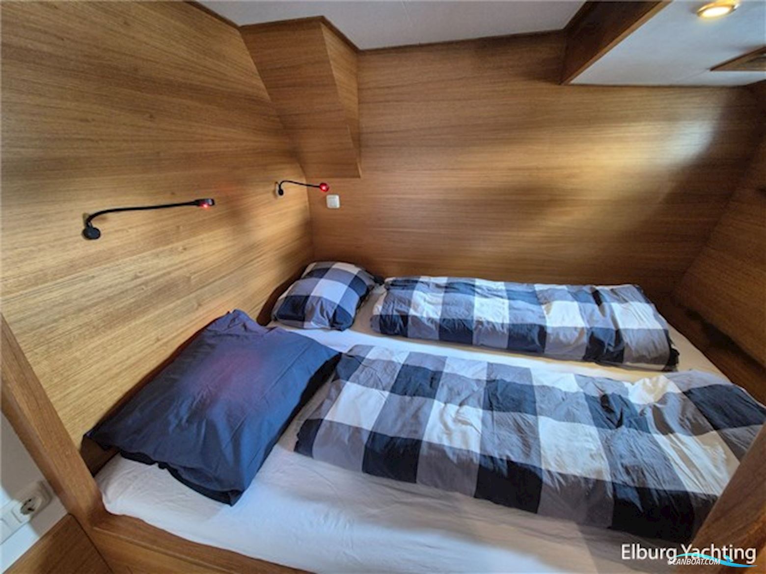 Bronsveen Spitsgatkotter 14.98 