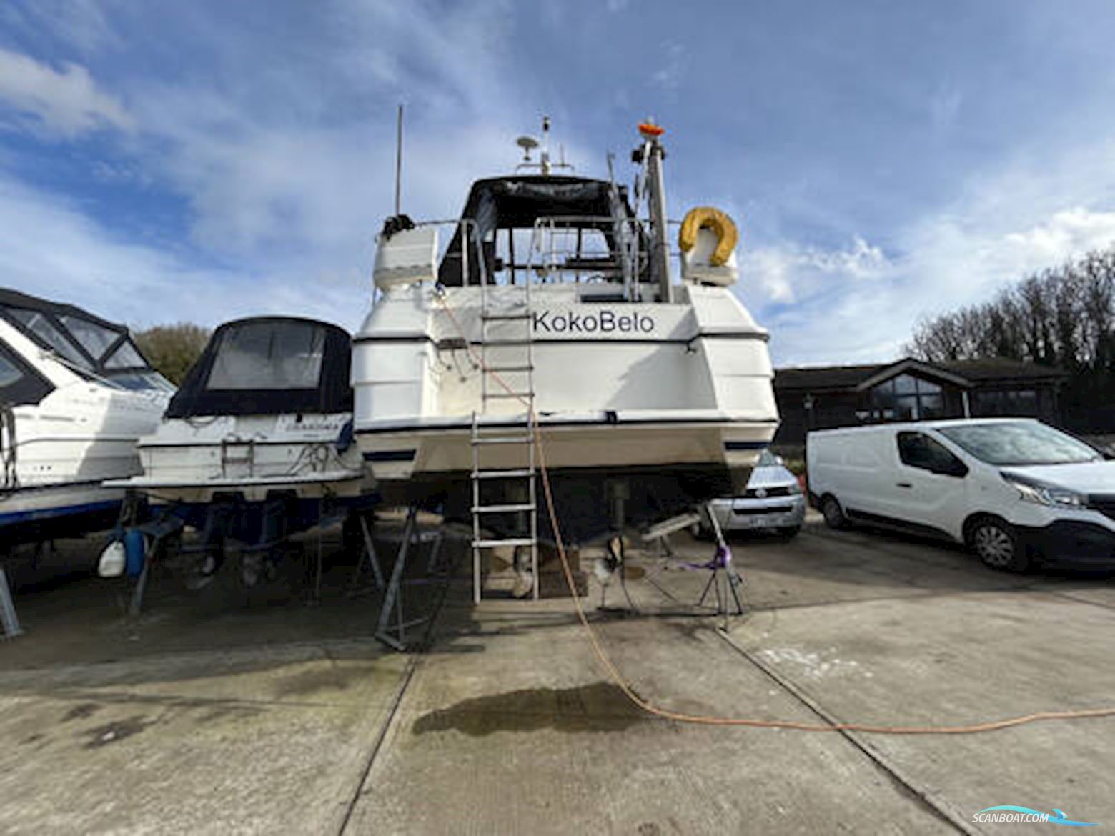 Broom 33