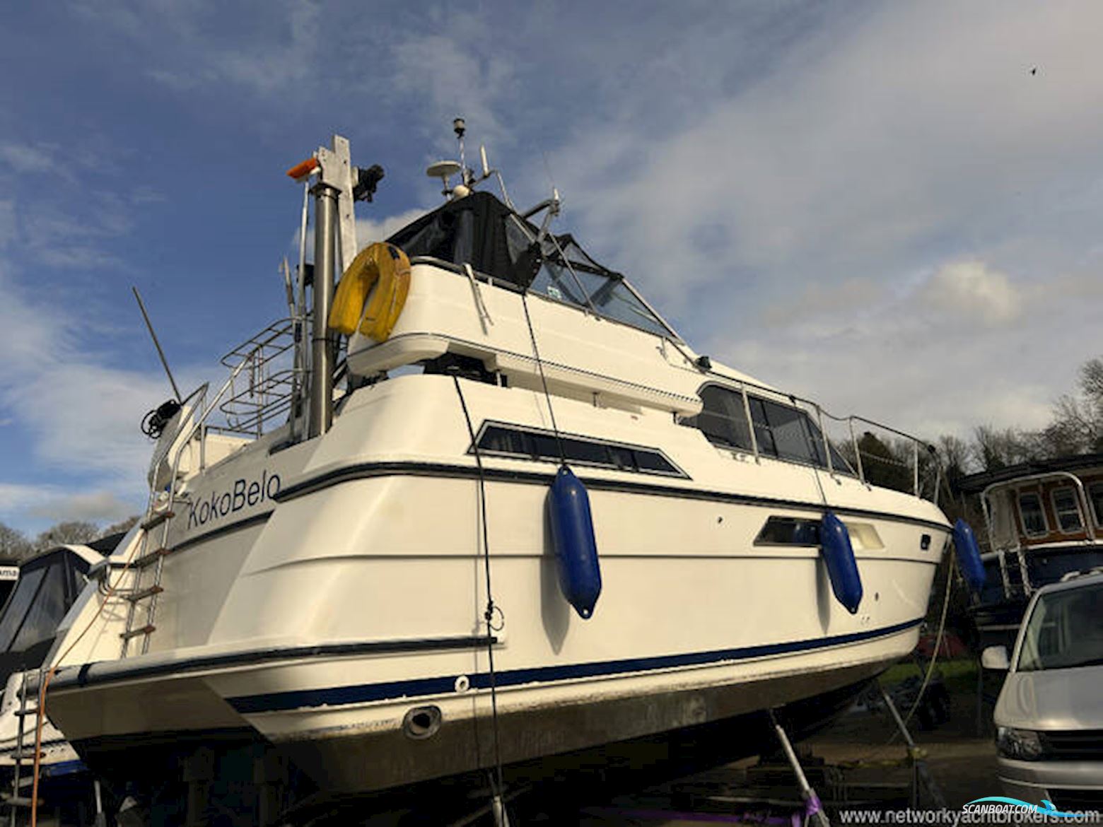 Broom 33