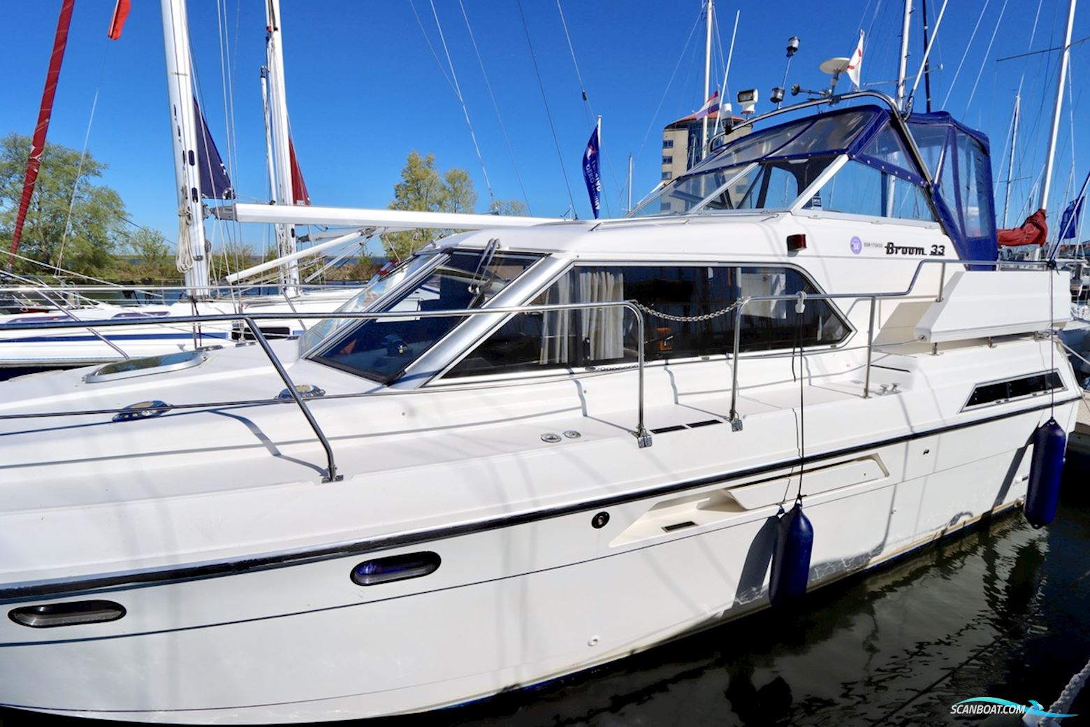Broom 33