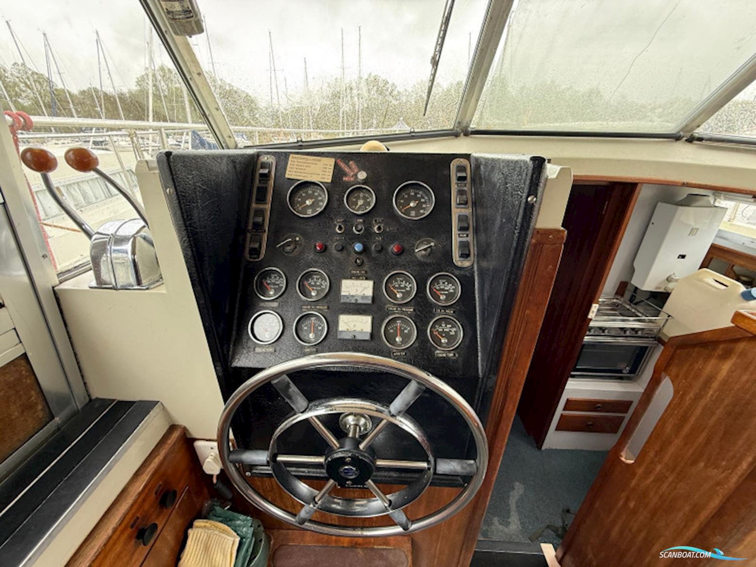 Broom 35