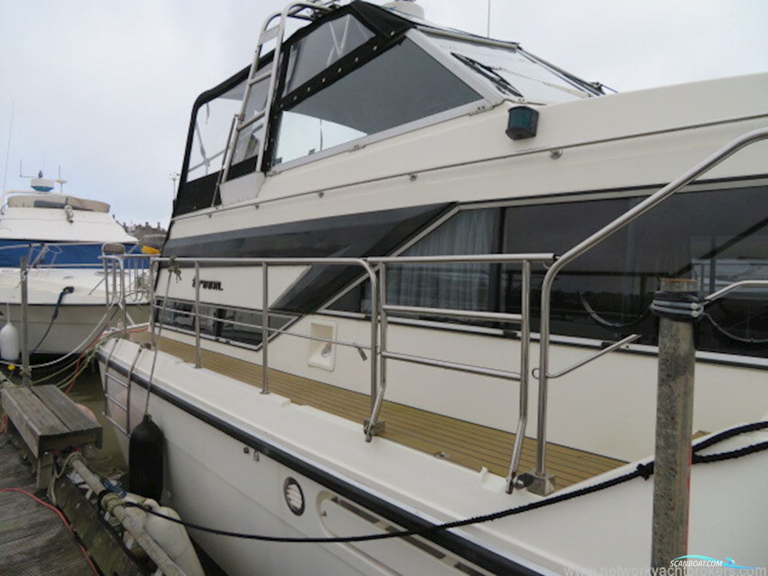Broom 40 Monarch