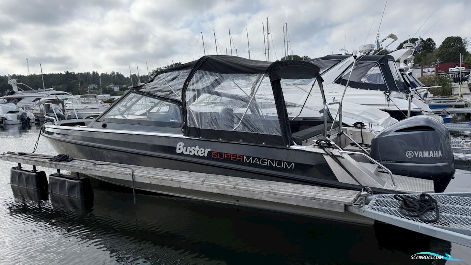 BUSTER SUPERMAGNUM Motorbåd 2018, med Yamaha 300 motor, Sverige