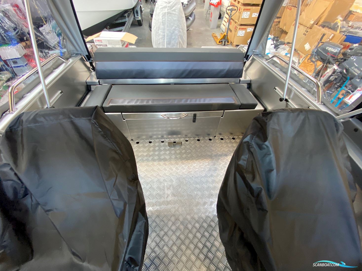 Buster XL m. F100 Motor