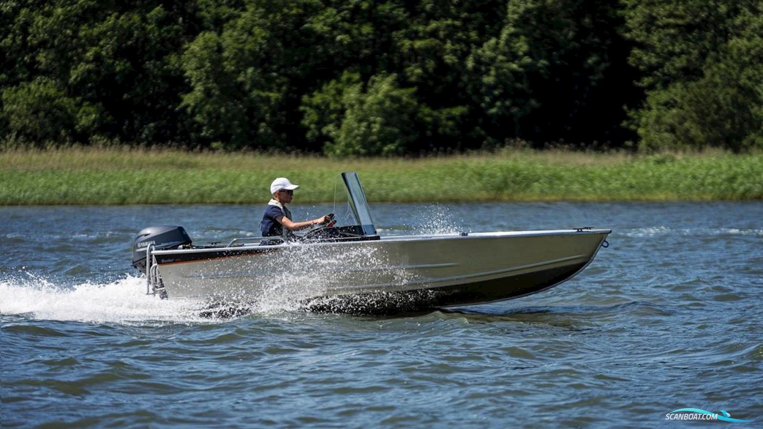 Buster XS/Xsr Motorbåd 2025, med  Yamaha motor, Sverige