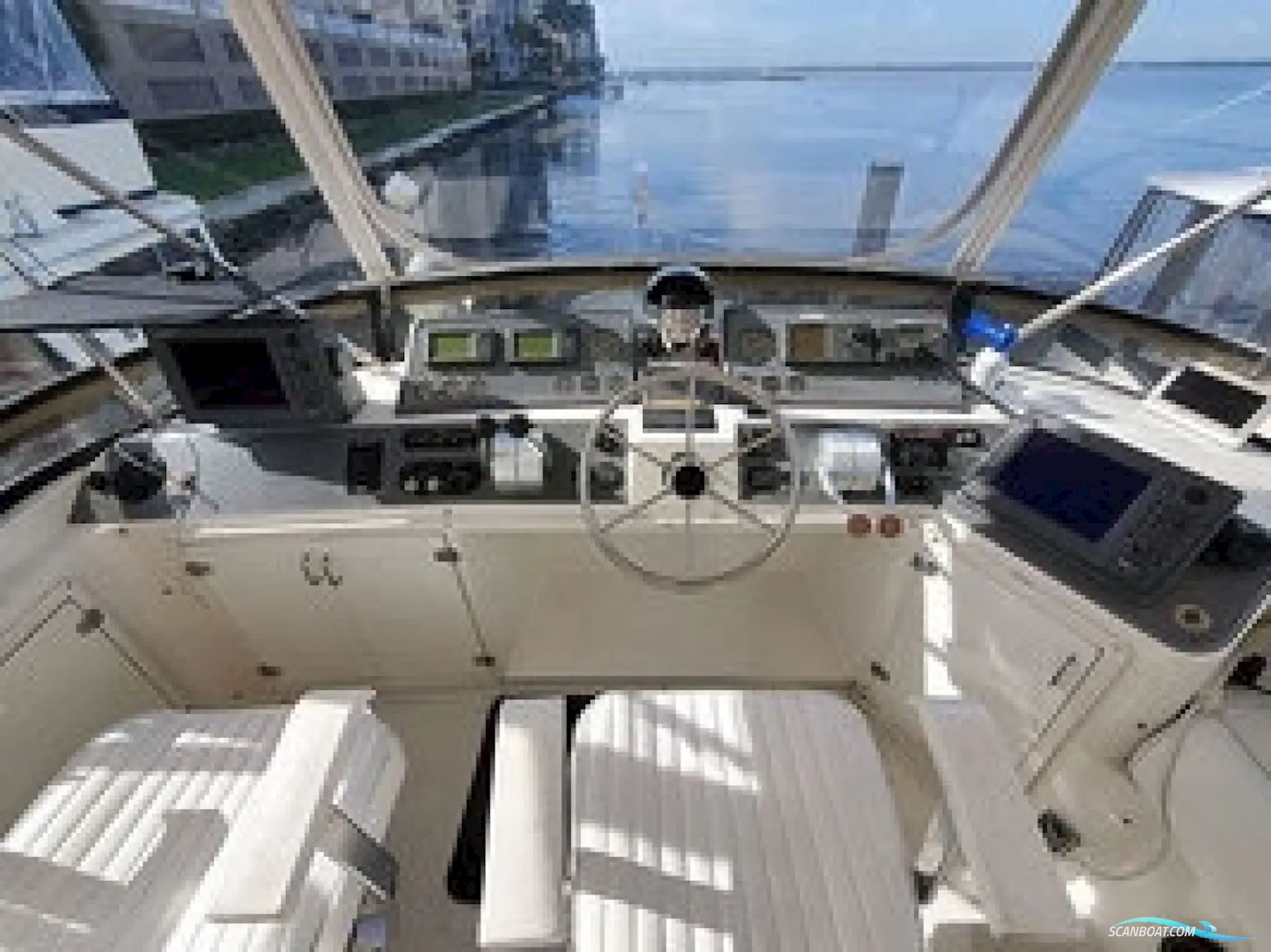 Californian 48 Sundeck